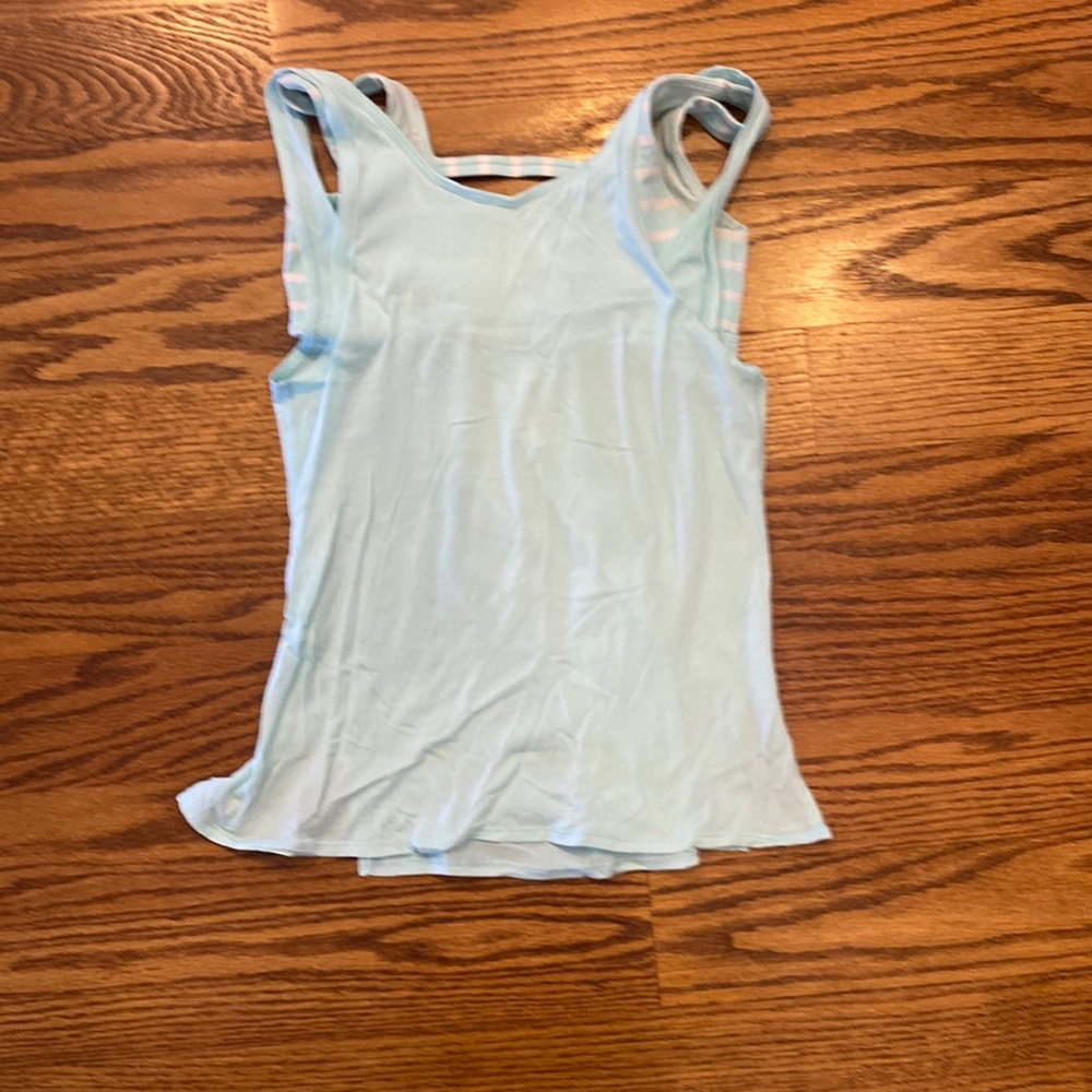 Ivivva athletic top